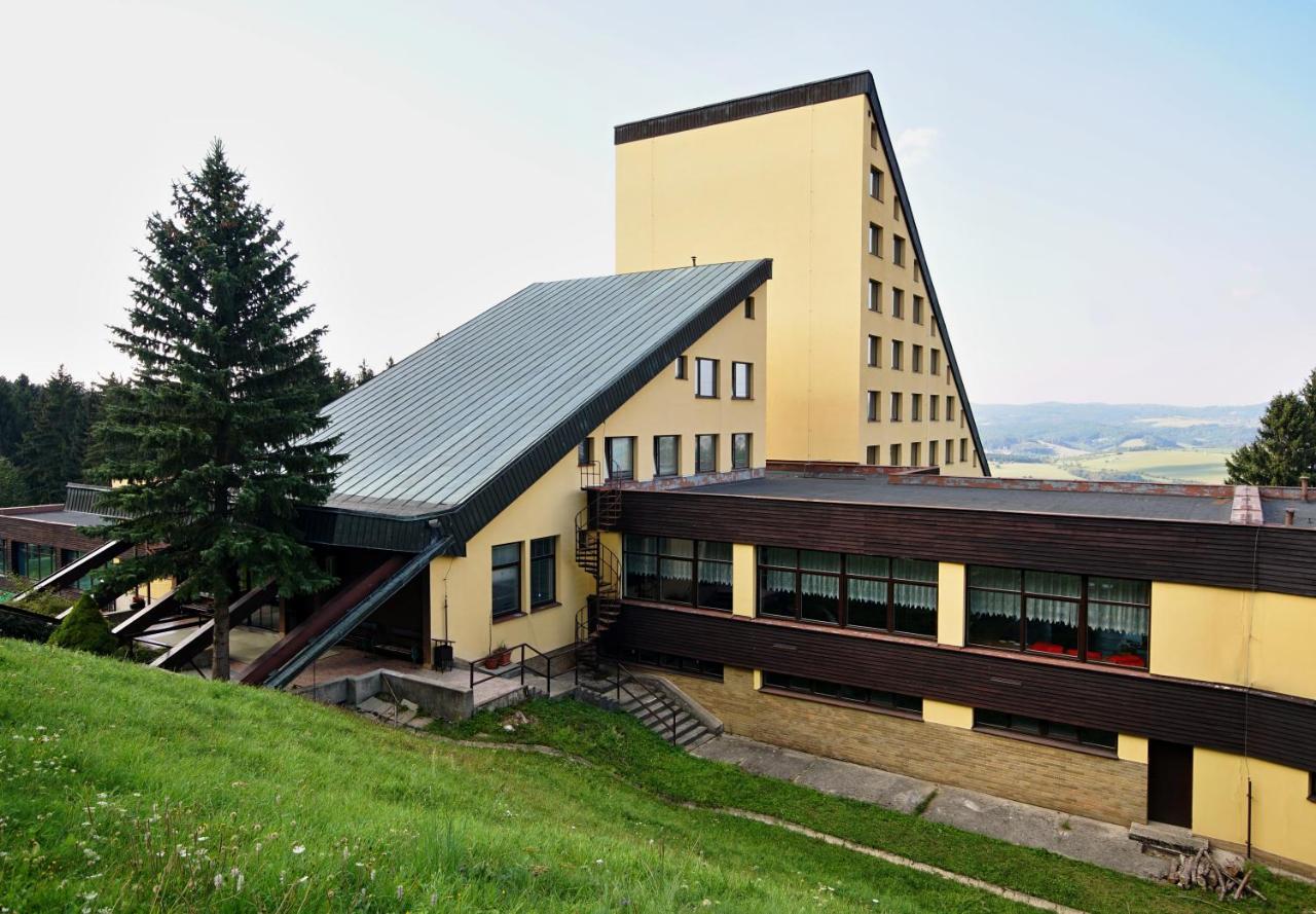 Horský hotel Jelenovská Valašské Klobouky Esterno foto