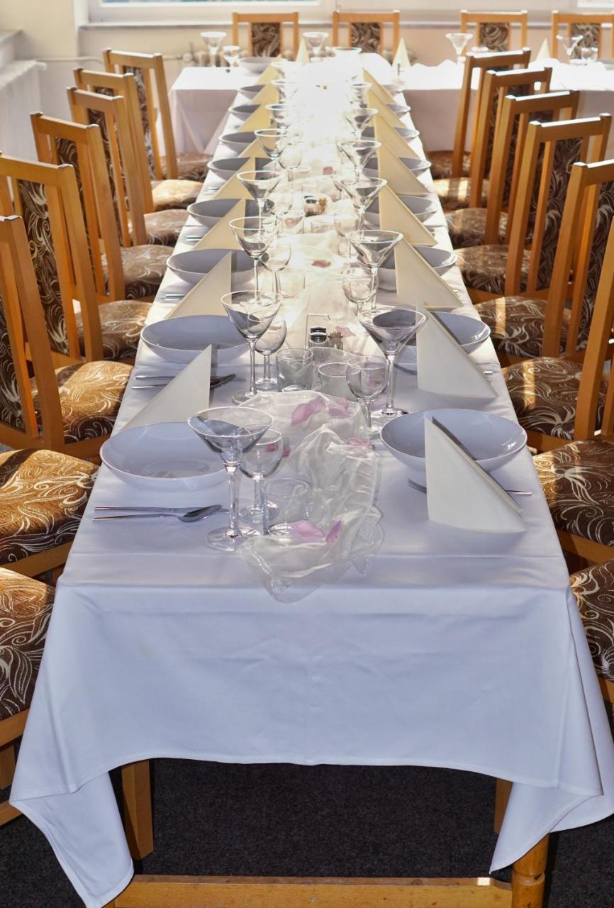 Horský hotel Jelenovská Valašské Klobouky Esterno foto